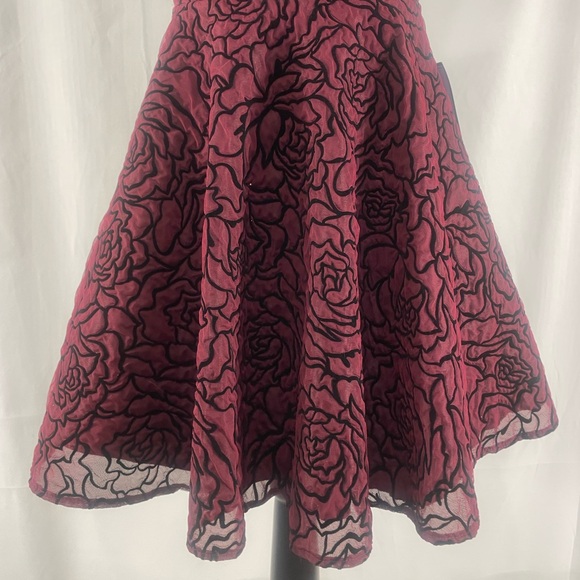 B Darlin fit and flare magenta black short dress floral print, Large,NWT - Picture 3 of 10